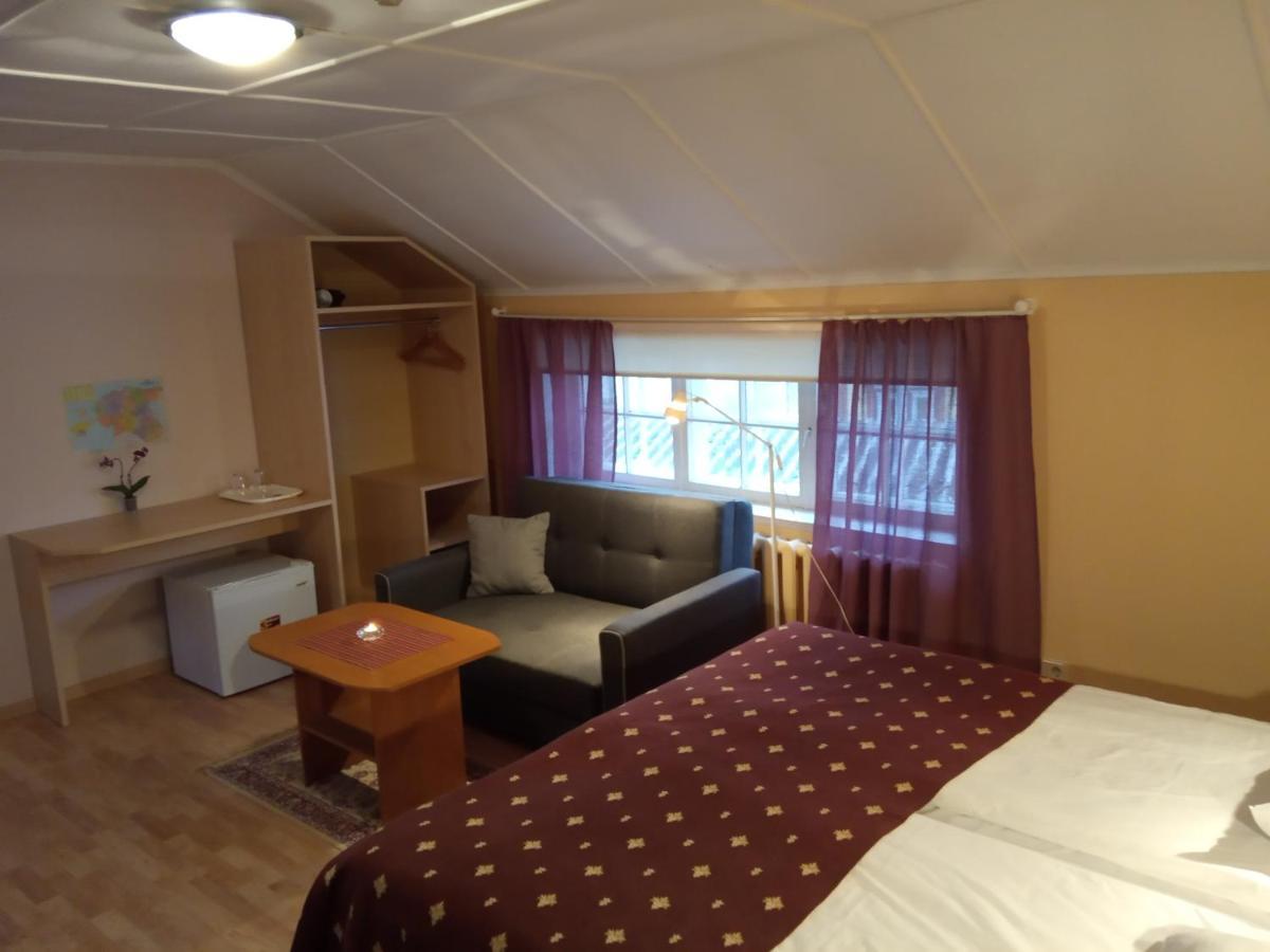 Repo Hotel Курессааре Екстер'єр фото