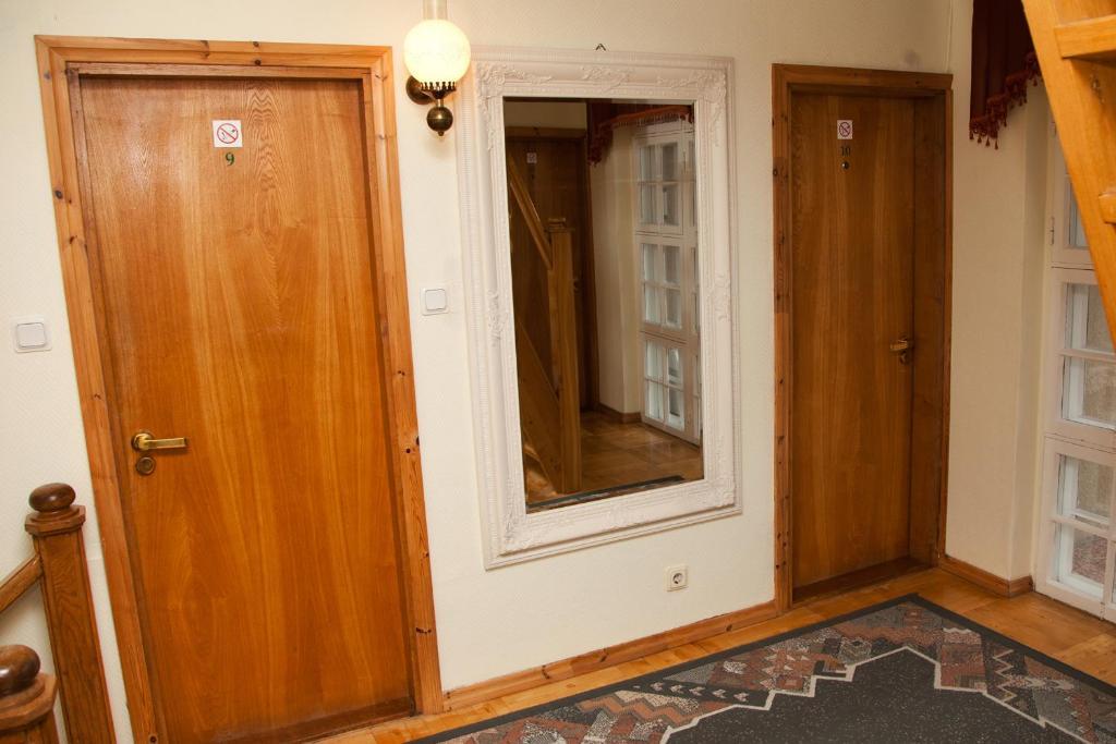 Repo Hotel Курессааре Екстер'єр фото